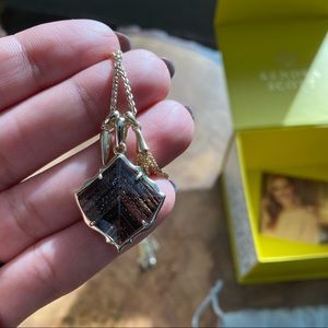 NWOT Kendra Scott brown necklace